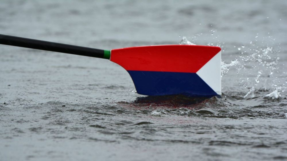 Sliding Coxed 4 (sweep) - Youth   (CLICK HERE)